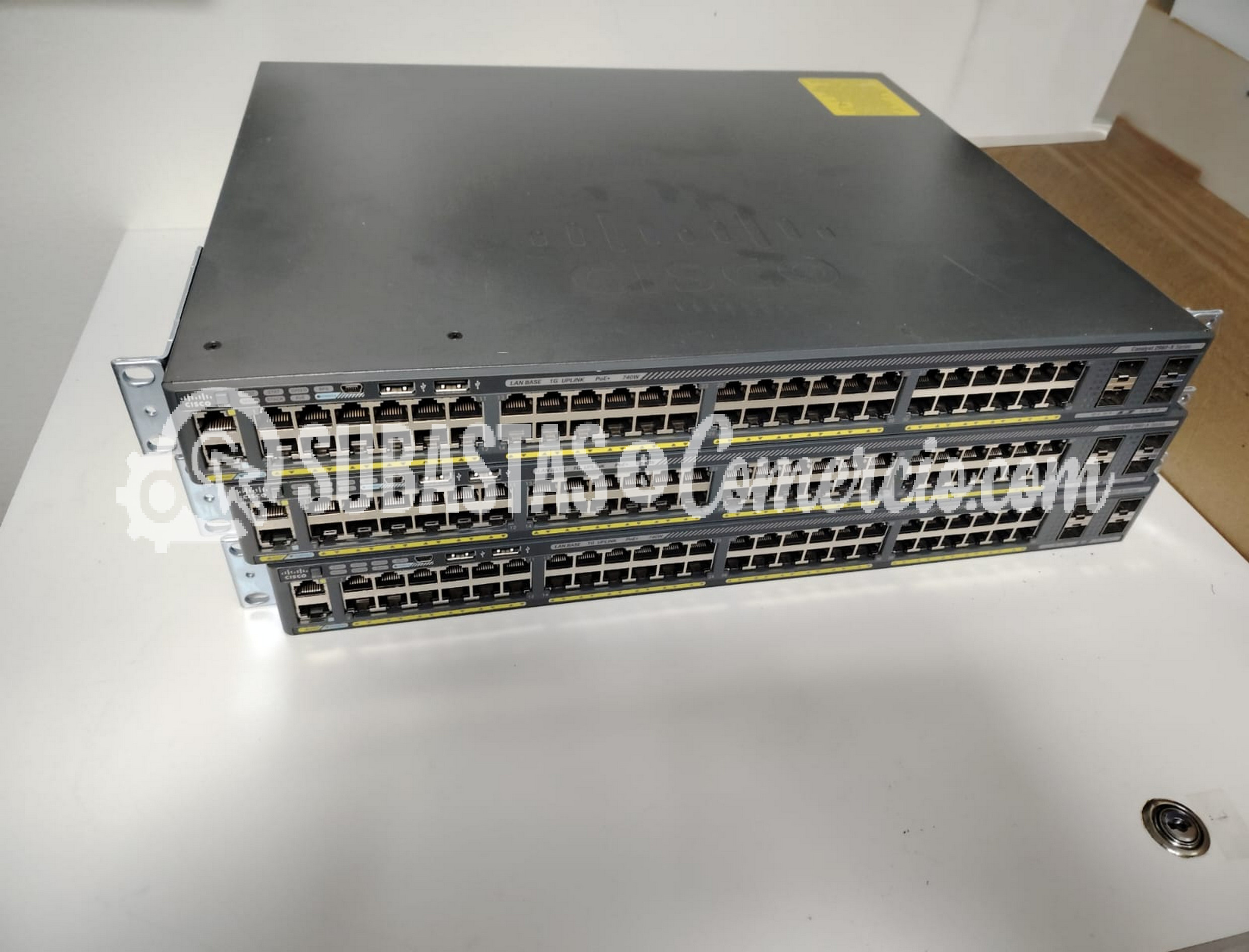 CISCO CATALYST 2960X 48 PUERTOS POE.JPG